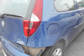 Retroviseur droit FIAT PUNTO 2