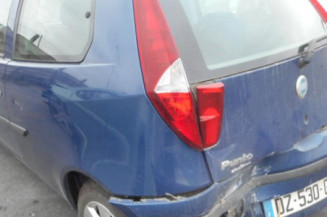 Retroviseur droit FIAT PUNTO 2