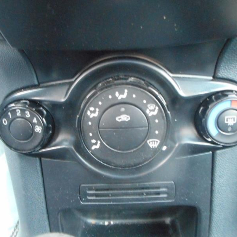 Commande chauffage FORD FIESTA 6 Photo n°11