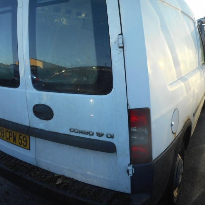 Feu arriere principal droit (feux) OPEL COMBO C Photo n°5
