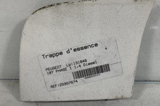 Trappe d'essence PEUGEOT 107 Photo n°1
