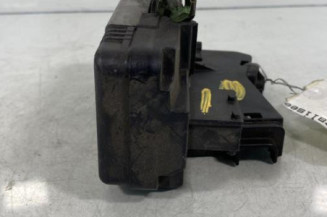 Serrure avant gauche OPEL ZAFIRA A
