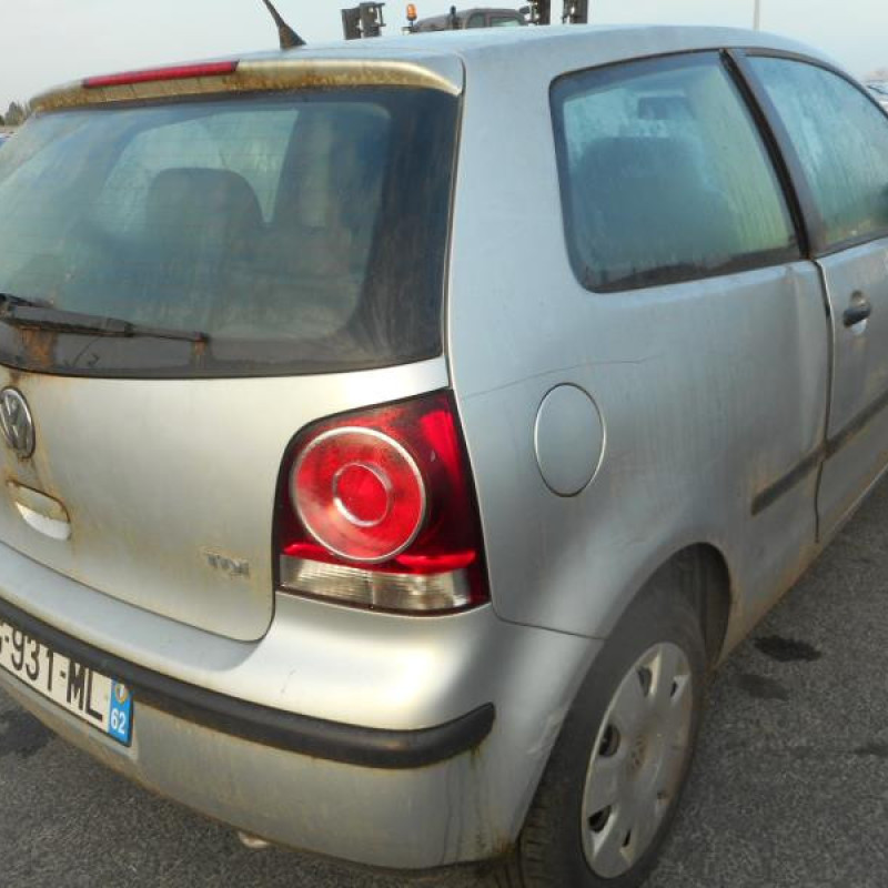 Bras essuie glace avant droit VOLKSWAGEN POLO 4 Photo n°3