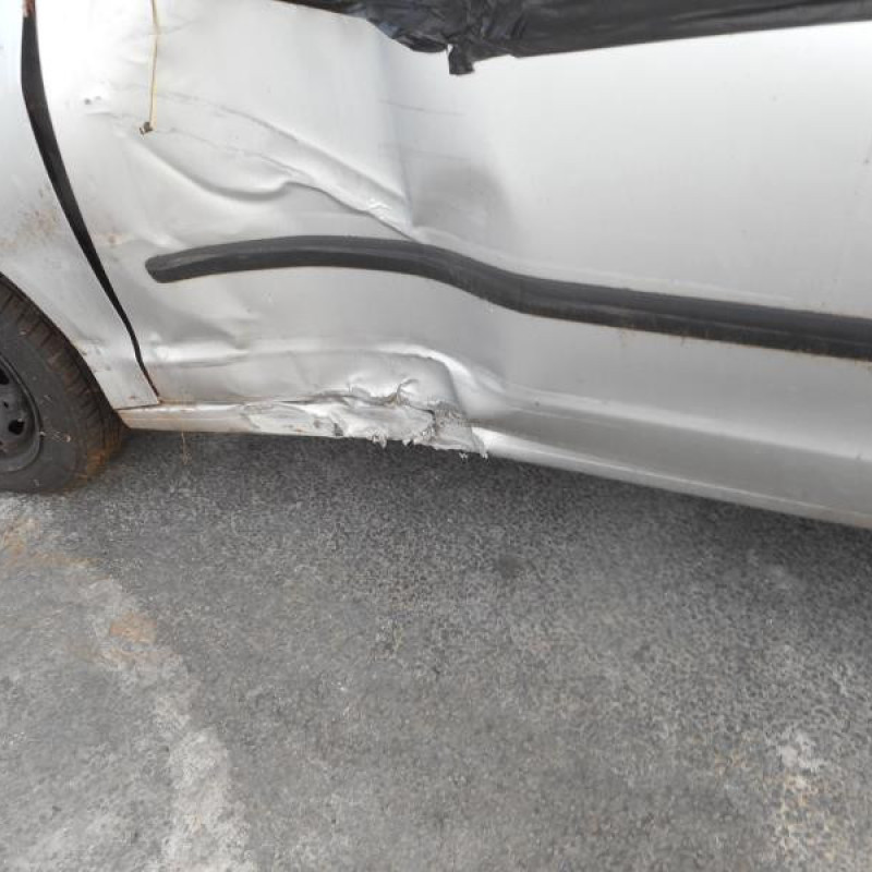 Bras essuie glace avant droit VOLKSWAGEN POLO 4 Photo n°5