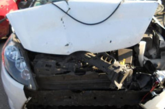Serrure avant droit FORD FIESTA 6