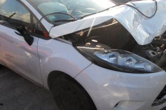 Serrure avant droit FORD FIESTA 6