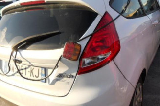 Serrure avant droit FORD FIESTA 6