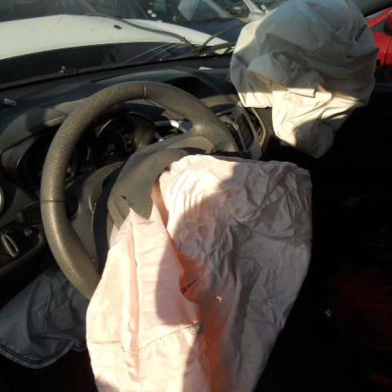 Serrure avant droit FORD FIESTA 6 Photo n°8