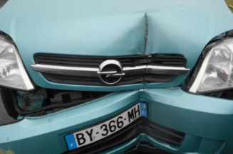 Anti brouillard arriere gauche OPEL MERIVA A