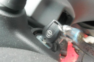 Commodo d'essuie glaces NISSAN NV200