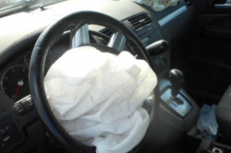 Serrure avant droit FORD C-MAX 1