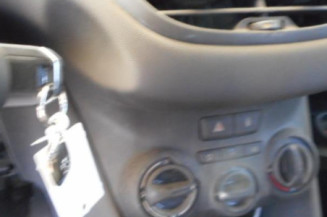 Bras essuie glace avant droit PEUGEOT 208 1