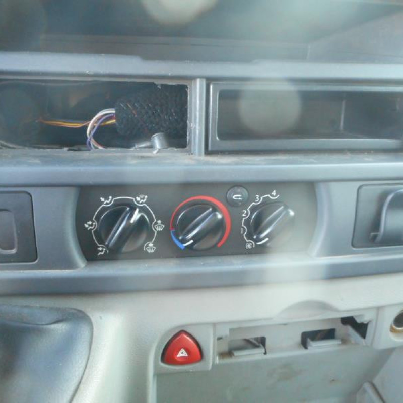 Calandre RENAULT MASTER 2 Photo n°7