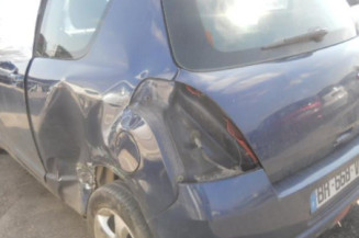 Bras essuie glace arriere SUZUKI SWIFT 3