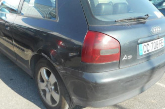 Retroviseur droit AUDI A3 1