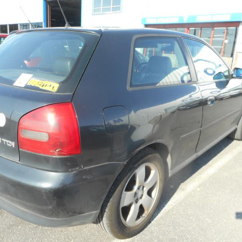 Retroviseur droit AUDI A3 1 Photo n°7