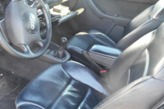 Retroviseur droit AUDI A3 1