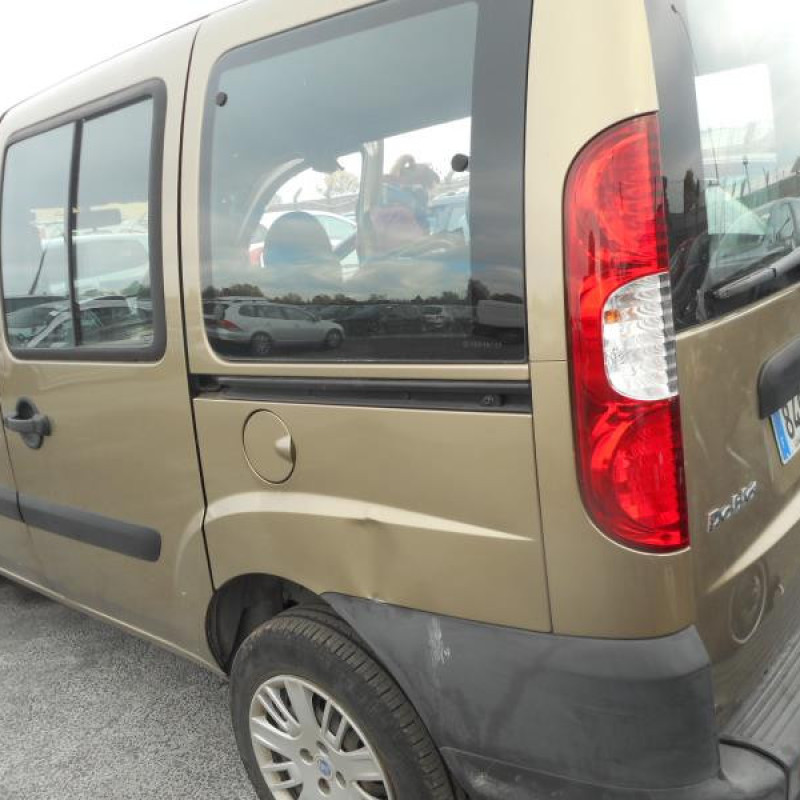 Bras essuie glace arriere FIAT DOBLO 1 Photo n°5