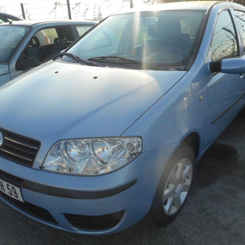 Retroviseur droit FIAT PUNTO 2 Photo n°4