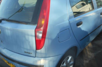 Retroviseur droit FIAT PUNTO 2