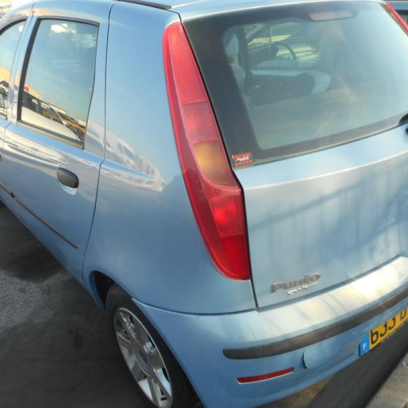 Retroviseur droit FIAT PUNTO 2 Photo n°7