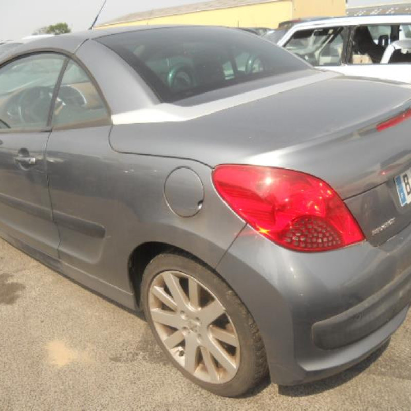 Pretensionneur de ceinture avant droit PEUGEOT 207 Photo n°8