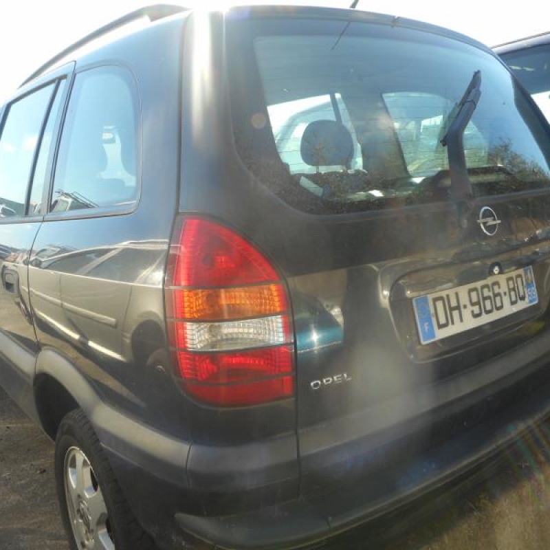 Malle/Hayon arriere OPEL ZAFIRA A Photo n°4