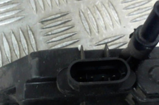 Serrure avant droit RENAULT SCENIC 2