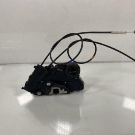 Serrure avant droit TOYOTA YARIS 2