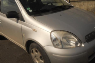 Retroviseur droit TOYOTA YARIS 1