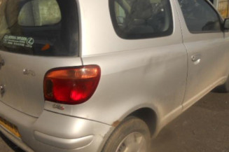 Retroviseur droit TOYOTA YARIS 1