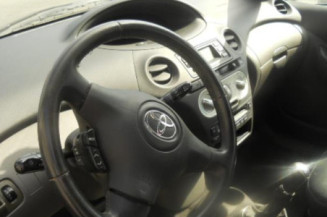 Retroviseur droit TOYOTA YARIS 1