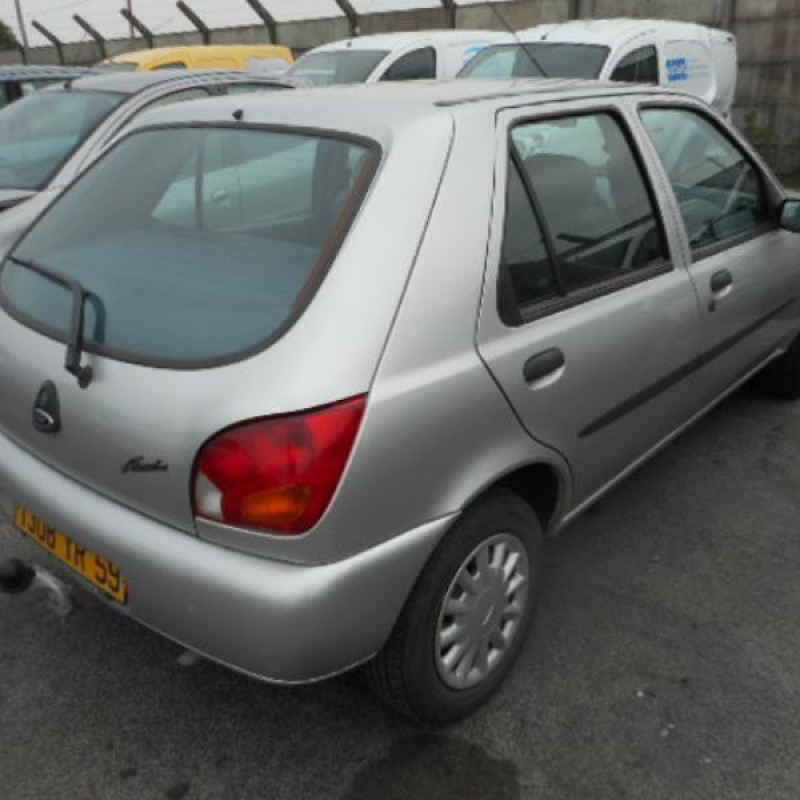 Alternateur FORD FIESTA 4 Photo n°7
