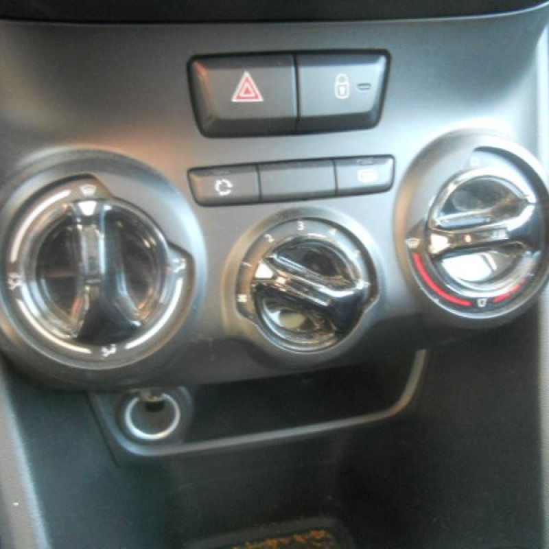 Commande chauffage PEUGEOT 208 1 Photo n°12