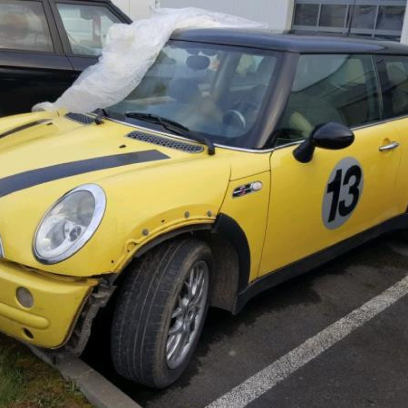 Ceinture arriere gauche MINI MINI 1 R50/R53 Photo n°13