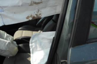 Serrure avant gauche PEUGEOT 307