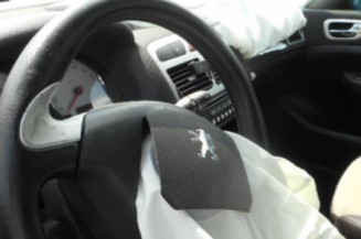 Serrure avant gauche PEUGEOT 307