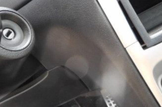 Serrure avant gauche PEUGEOT 307