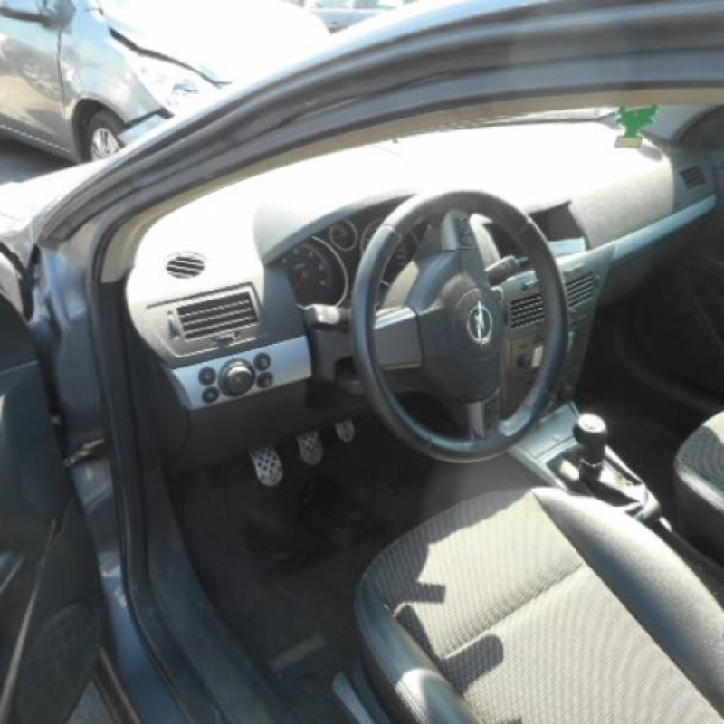 Pompe lave glace avant OPEL ASTRA H Photo n°9
