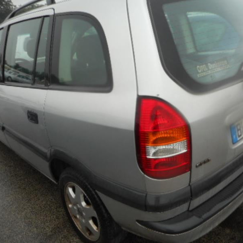 Porte avant droit OPEL ZAFIRA A Photo n°9