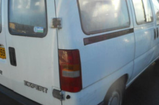Serrure avant droit PEUGEOT EXPERT 1