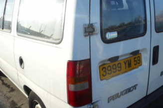 Serrure avant droit PEUGEOT EXPERT 1