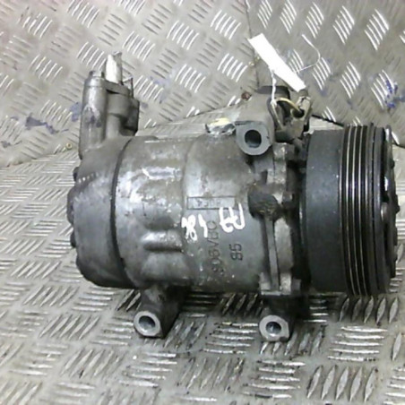 Compresseur clim RENAULT CLIO 2 Photo n°1