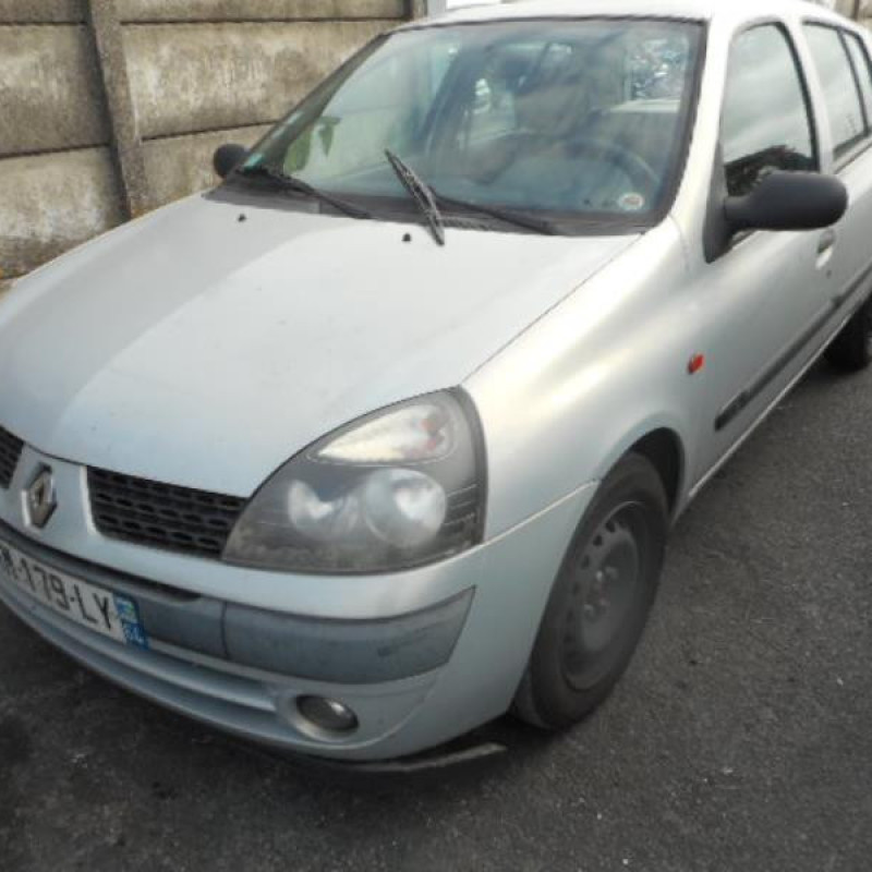 Compresseur clim RENAULT CLIO 2 Photo n°4