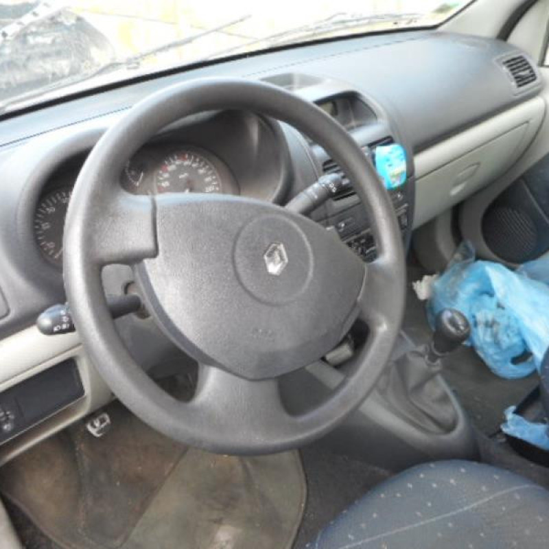 Compresseur clim RENAULT CLIO 2 Photo n°8