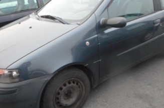 Retroviseur gauche FIAT PUNTO 2