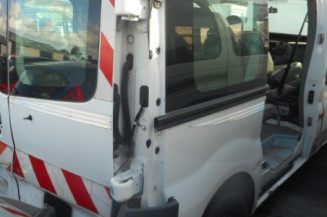 Serrure avant droit RENAULT TRAFIC 2