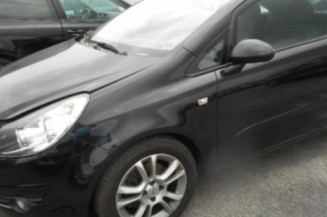 Ceinture arriere gauche OPEL CORSA D