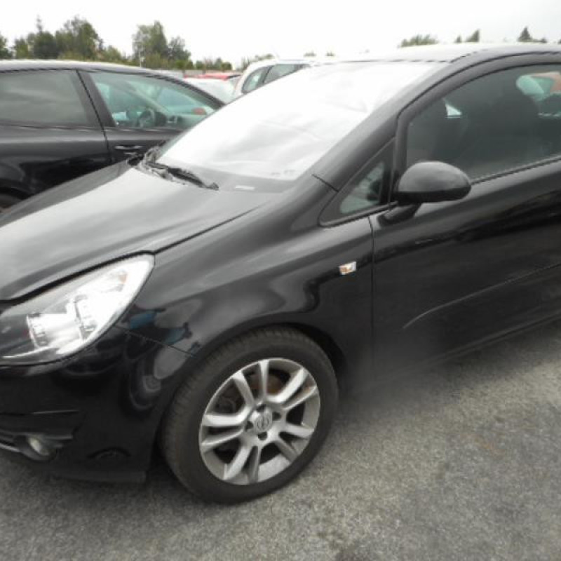 Ceinture arriere gauche OPEL CORSA D Photo n°4