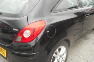Ceinture arriere gauche OPEL CORSA D